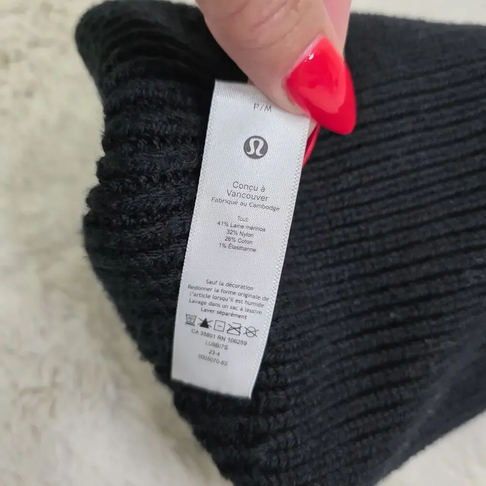 Lululemon Ribbed Knit Merino Wool Blend Balaclava Size S/M Black Hat Beanie
